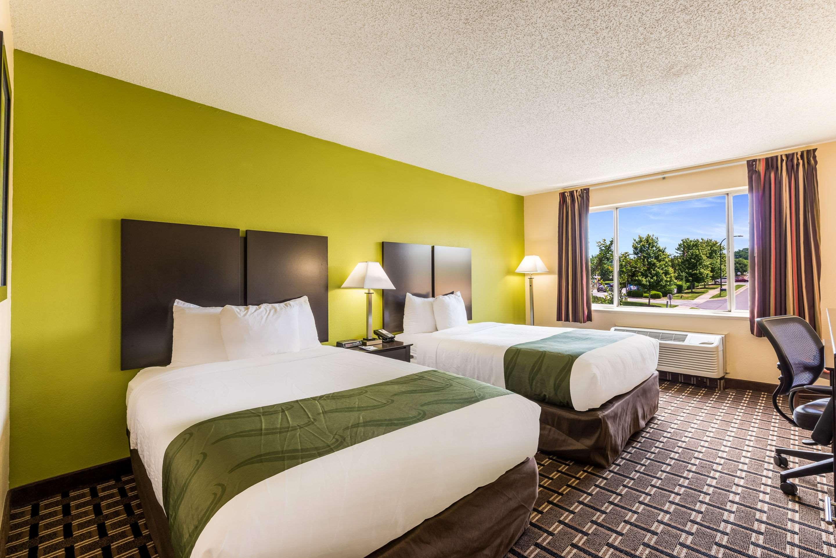 Quality Inn Huntersville Near Lake Norman מראה חיצוני תמונה