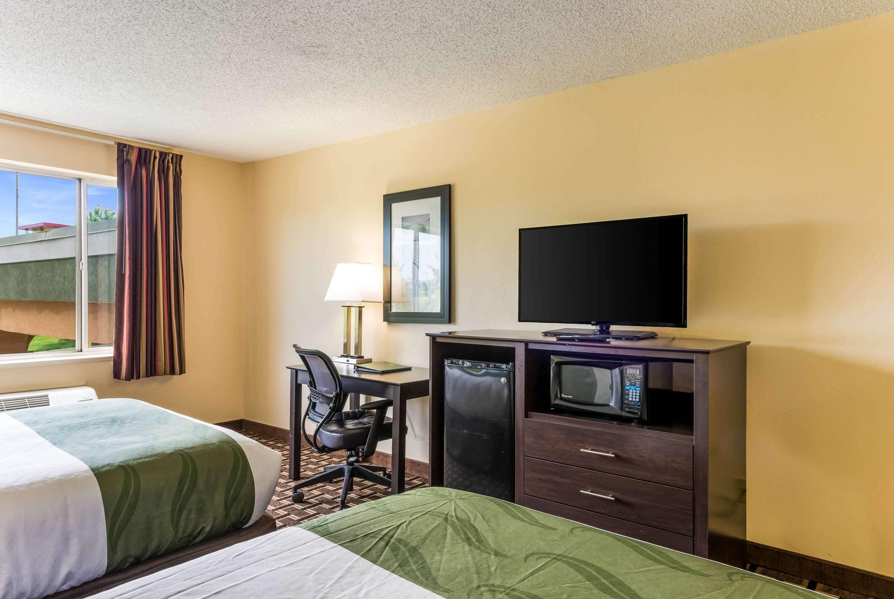 Quality Inn Huntersville Near Lake Norman מראה חיצוני תמונה