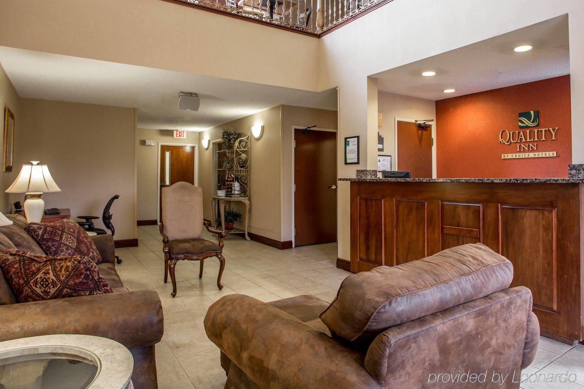 Quality Inn Huntersville Near Lake Norman מראה חיצוני תמונה