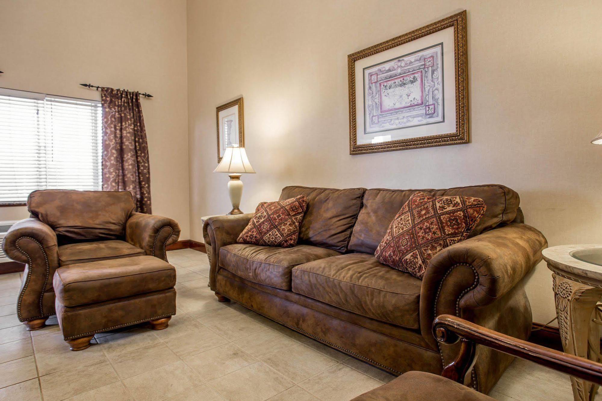 Quality Inn Huntersville Near Lake Norman מראה חיצוני תמונה
